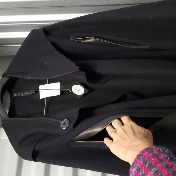 NWT sz S oversized Titania Inglis hooded cape coat - Picture 3 of 6